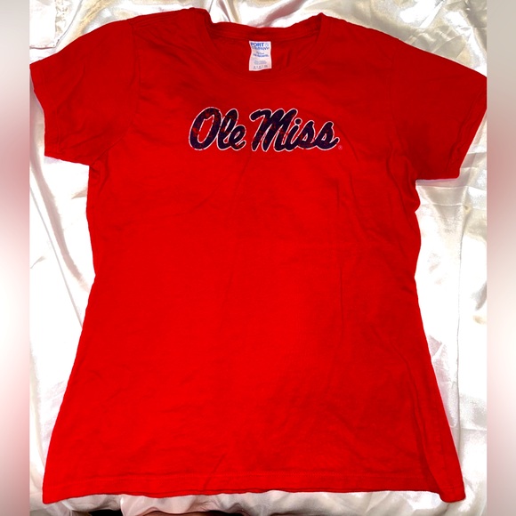 ❤️💙 Ole Miss Short Sleeve Tee ❤️💙 - Picture 2 of 3